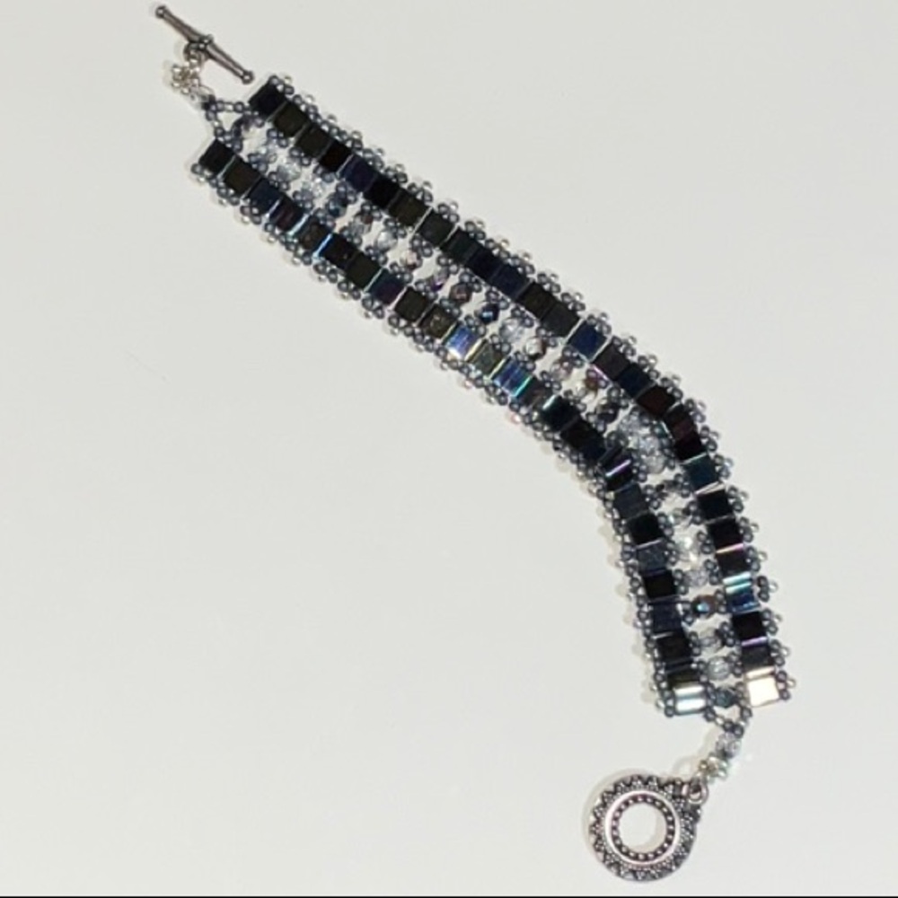 Creative Crystal Collection Bracelet Artisan Made Festive Toggle Clasp